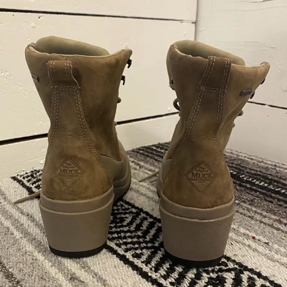 Muck Boot Liberty Waterproof Wedge Booties Womens Brown Casual Boots Size 5.5 - Picture 3 of 8